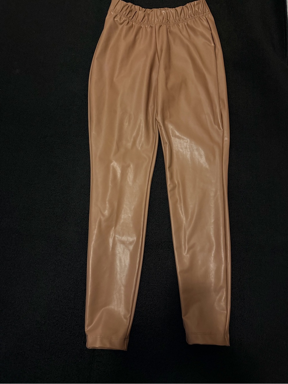 Old Navy Faux Leather Leggings in Taupe Brown